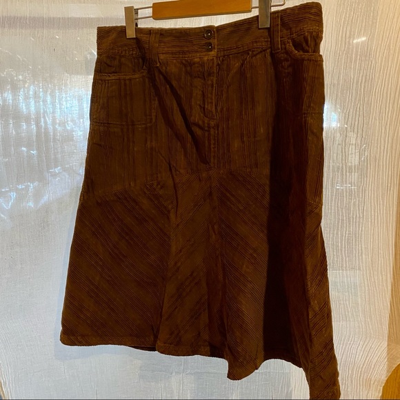 Brown corduroy knee length skirt - Picture 1 of 14